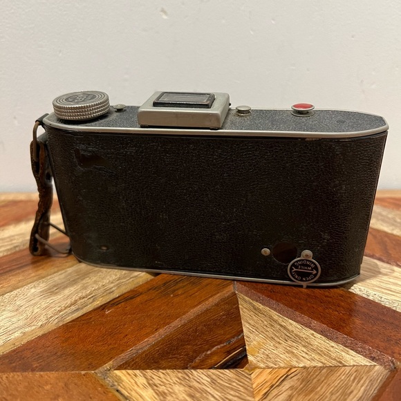 Vintage Camera - Picture 3 of 3